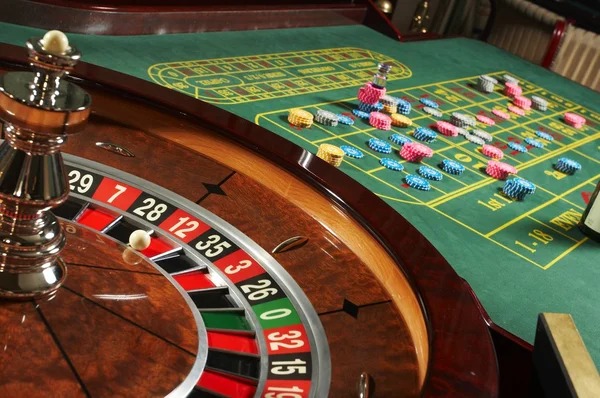 Player interface showing betting controls and live game action